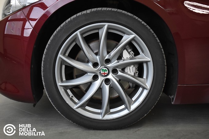 ALFA ROMEO Giulia 2.2 Turbodiesel 210 CV AT8 AWD Q4 Veloce